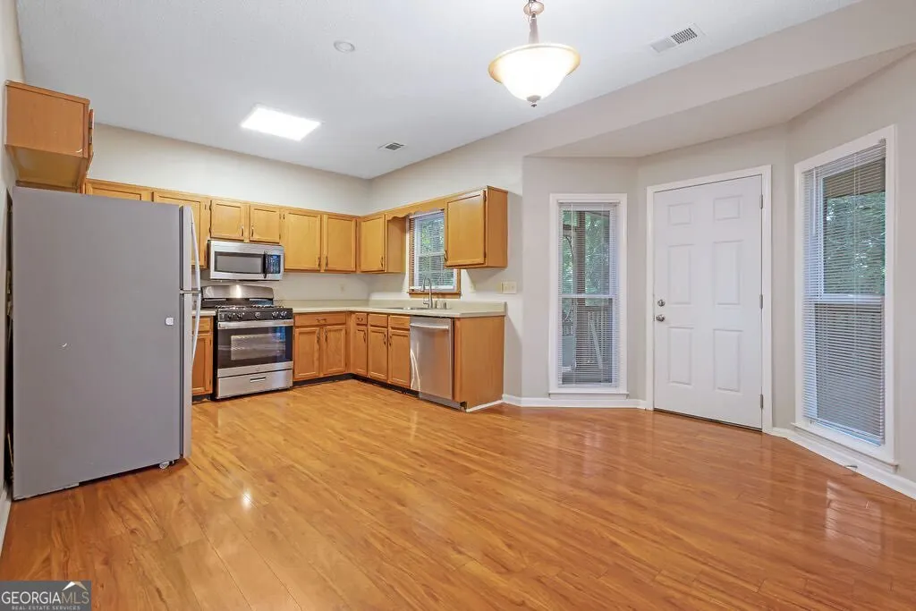 32 Sharon Place