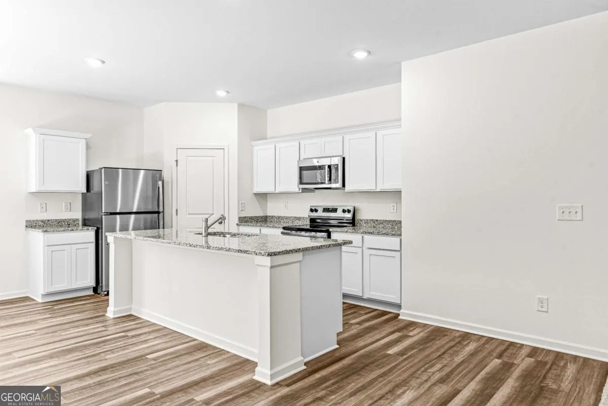 7797 SUDBURY Circle