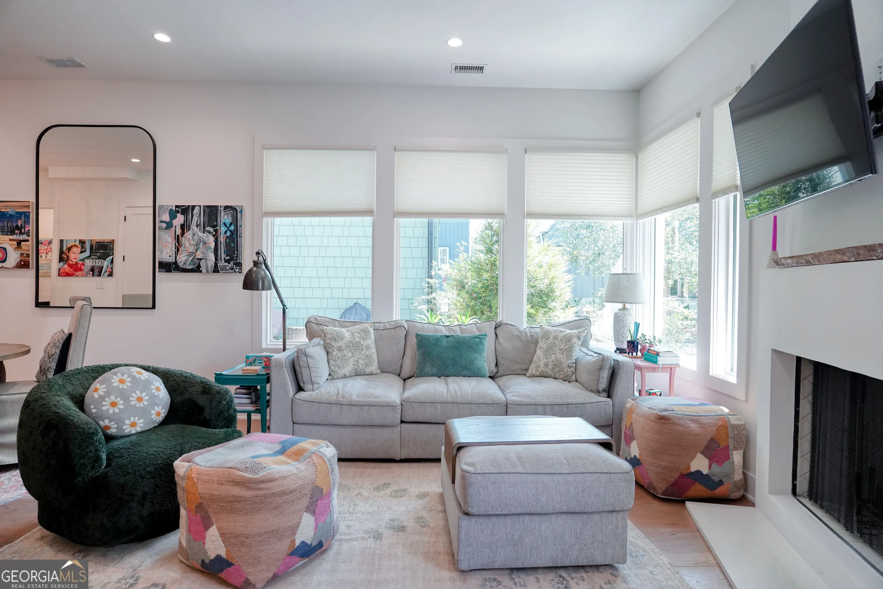 305 Breakspear Lane