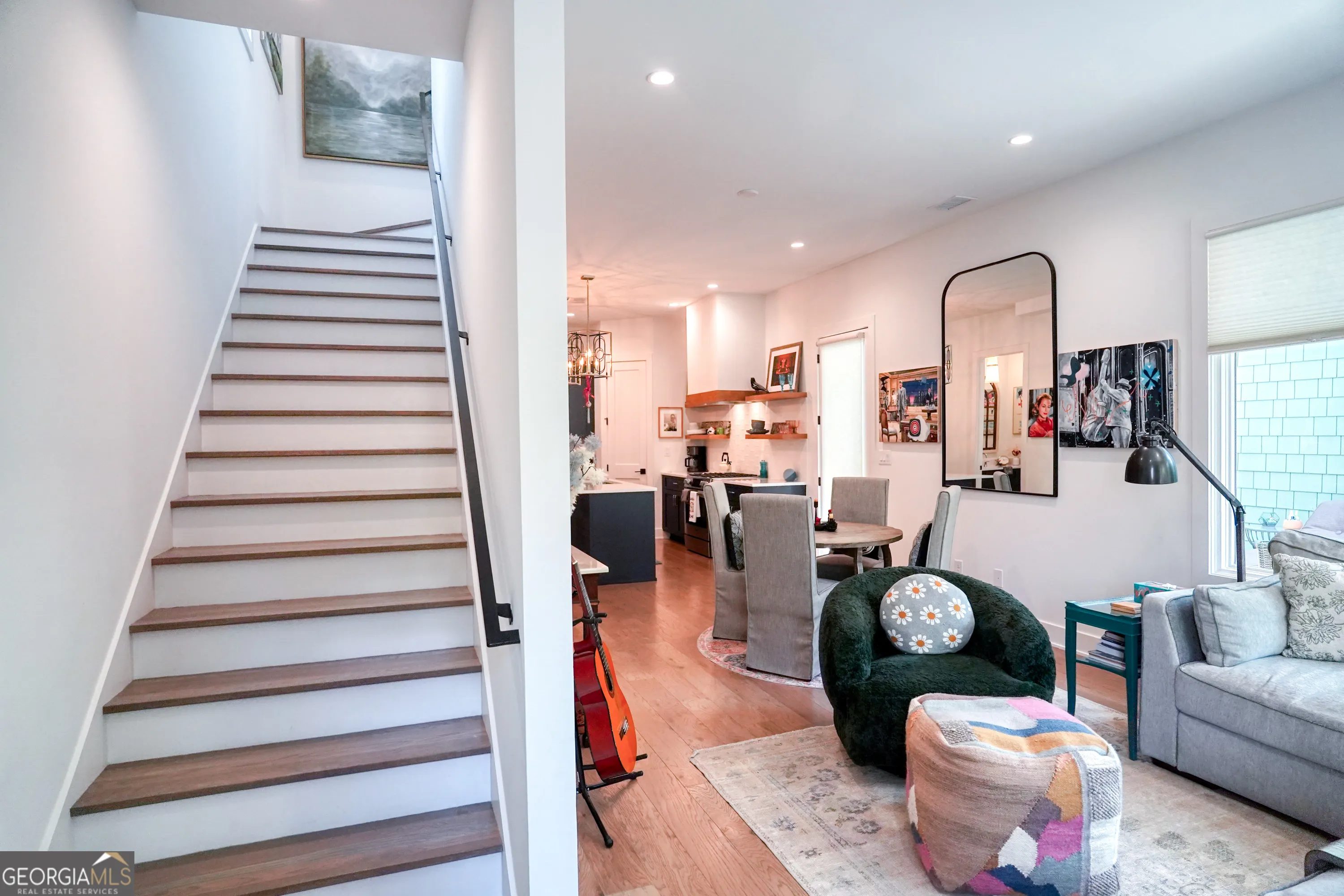 305 Breakspear Lane