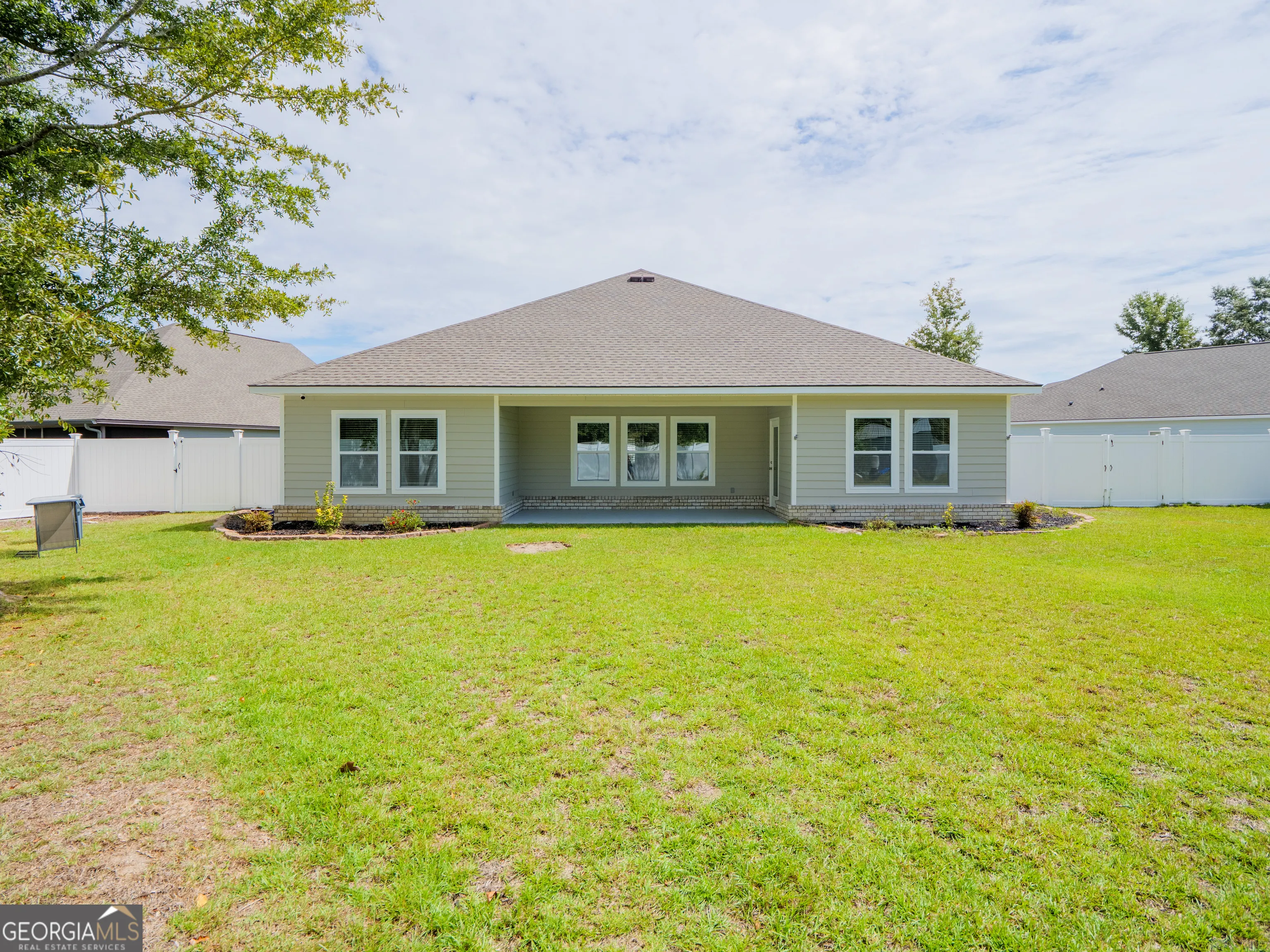 5154 Grand Oak Circle