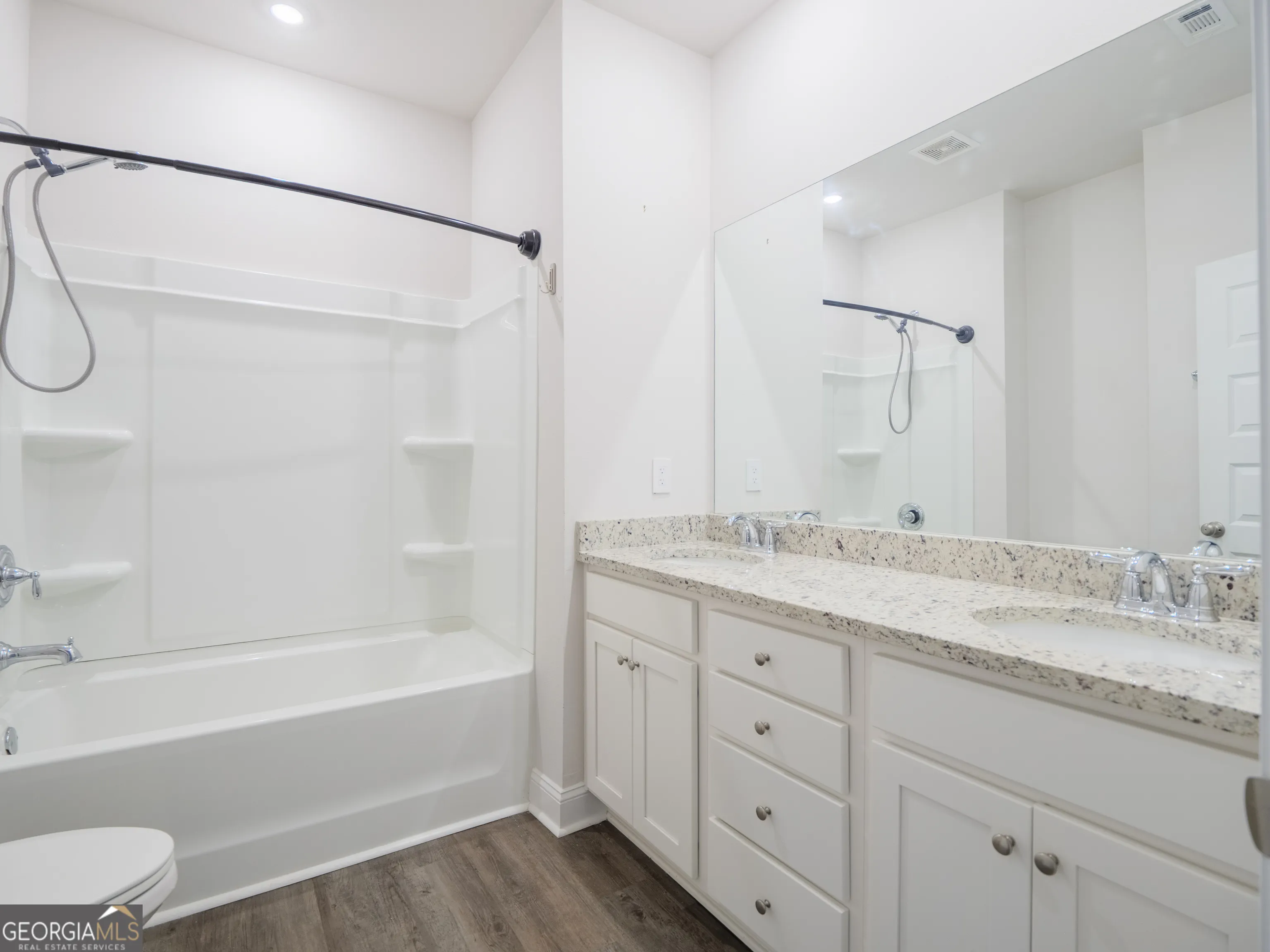 5154 Grand Oak Circle