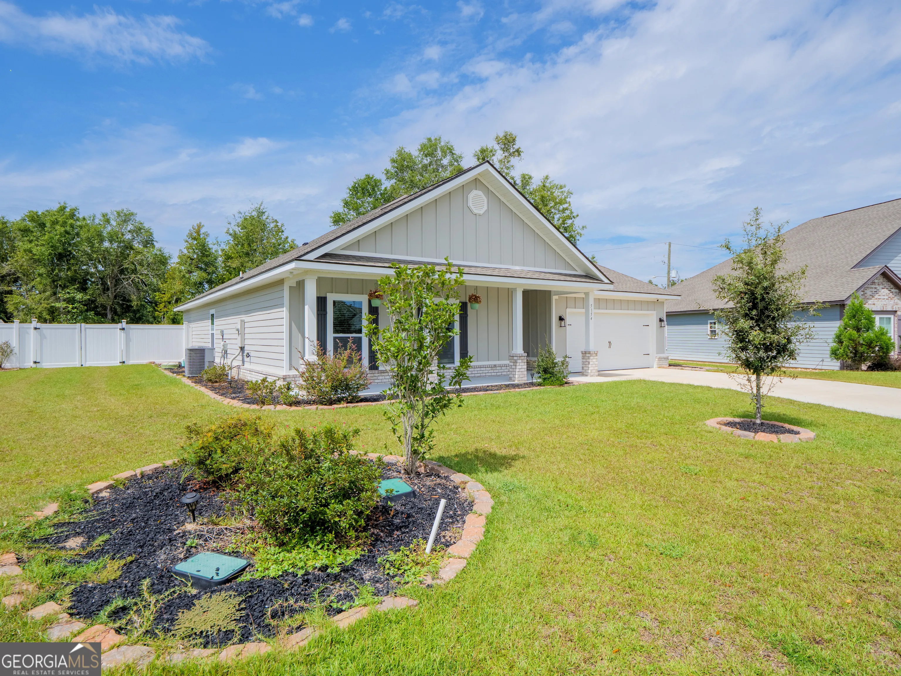 5154 Grand Oak Circle
