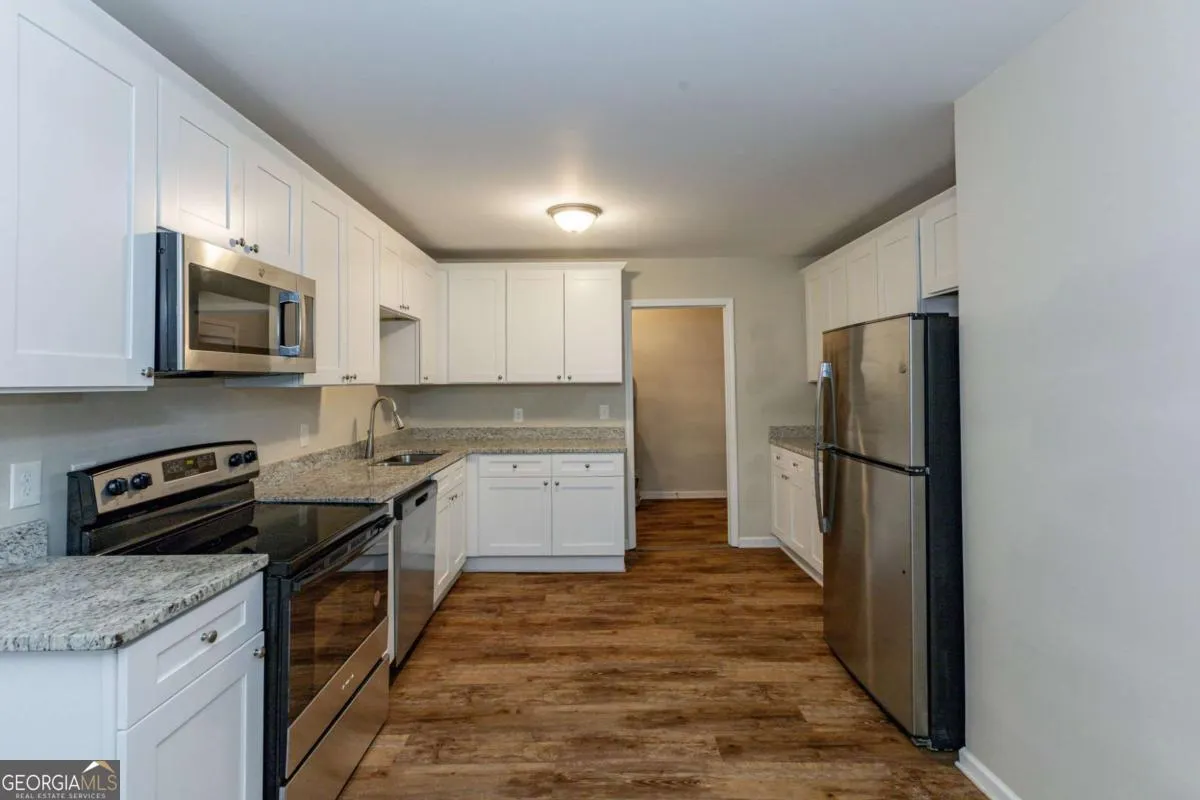 2303 Pinewood Drive