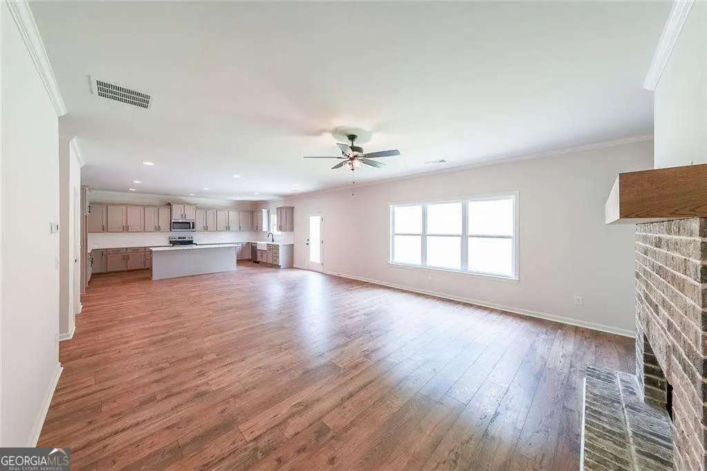 335 Grey Swan Way