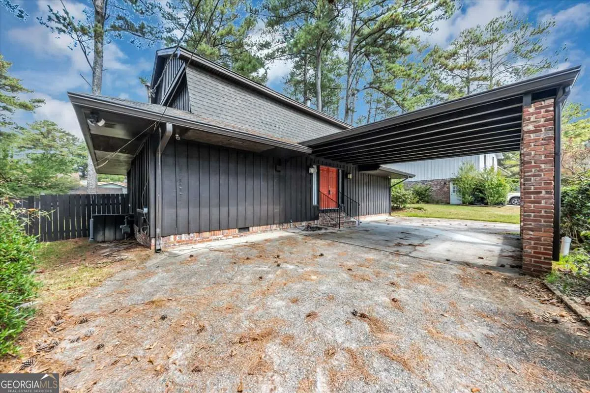 3215 Redona Drive
