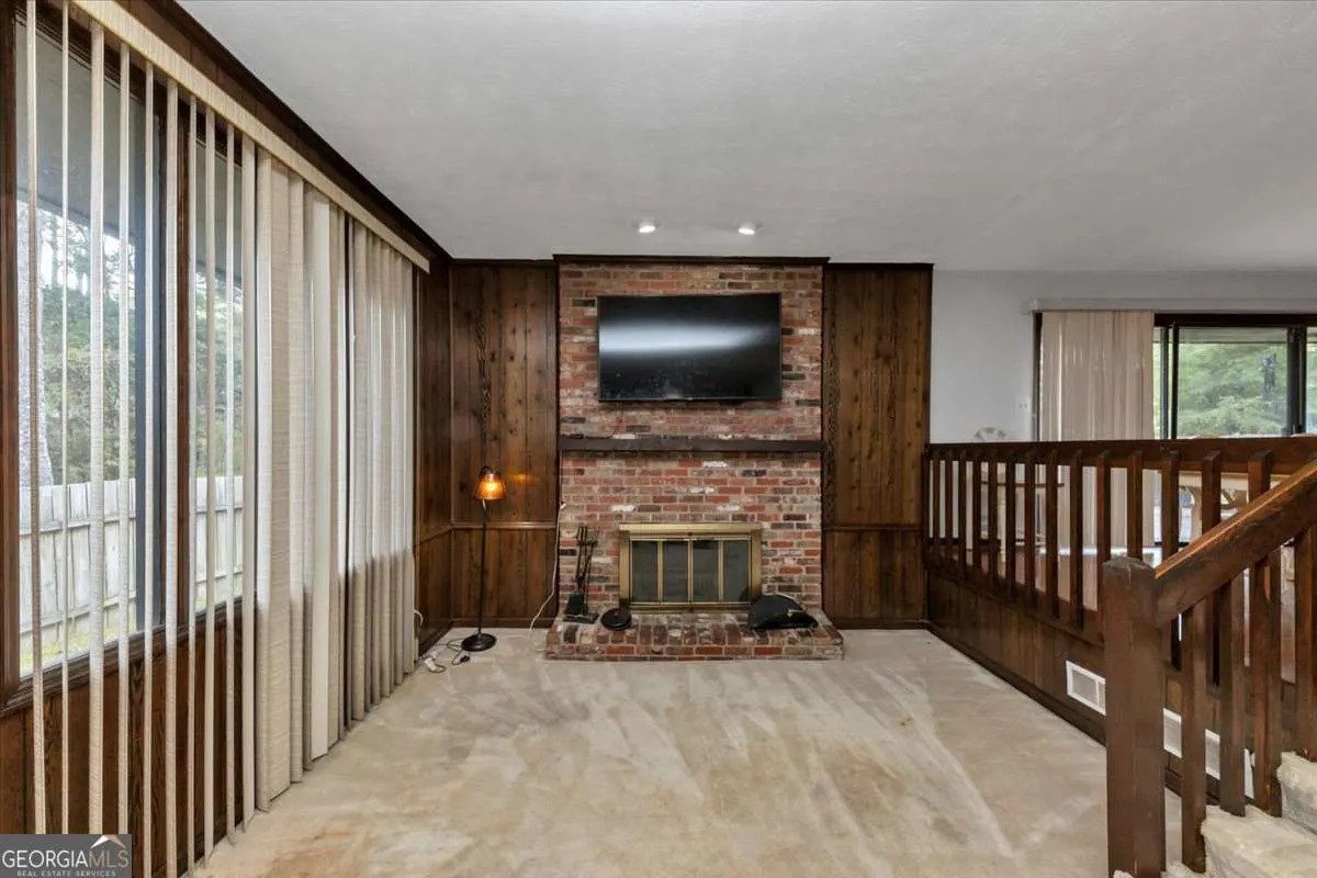 3215 Redona Drive