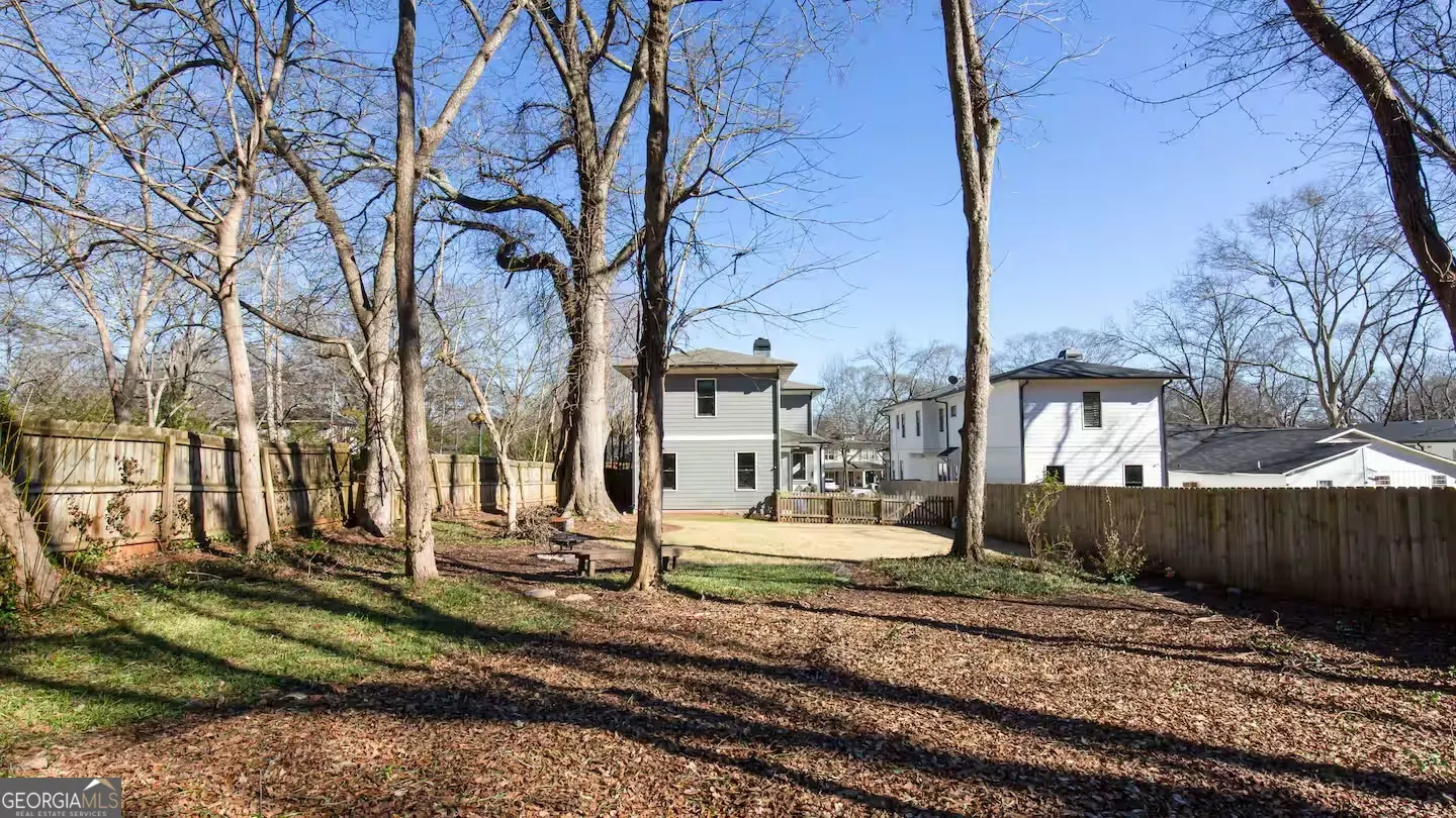 222 Kirkwood Road NE