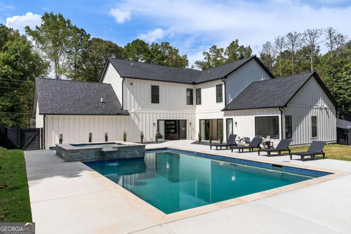 605 Hunnicutt Road SE