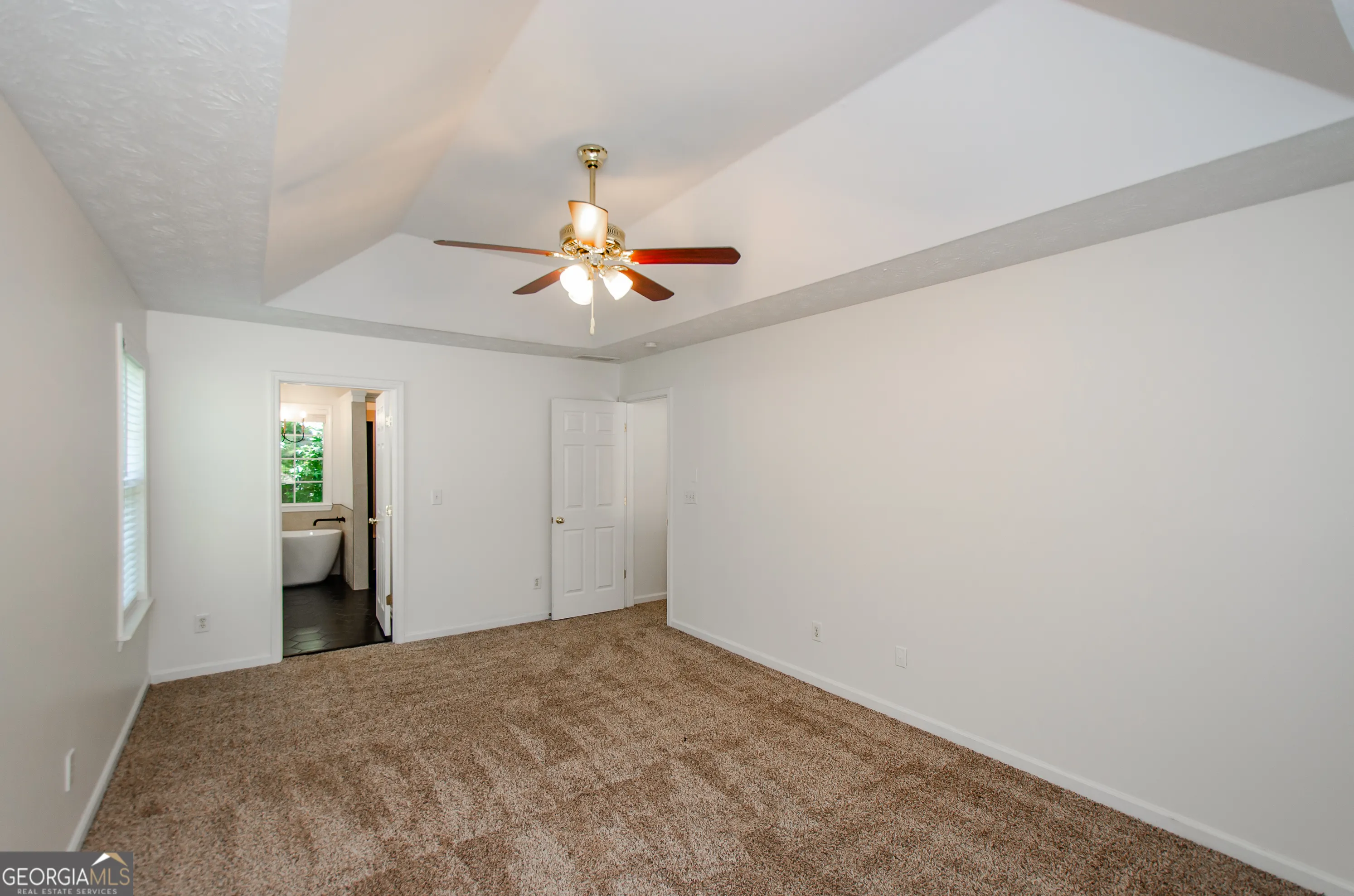 3390 Northcliff Drive