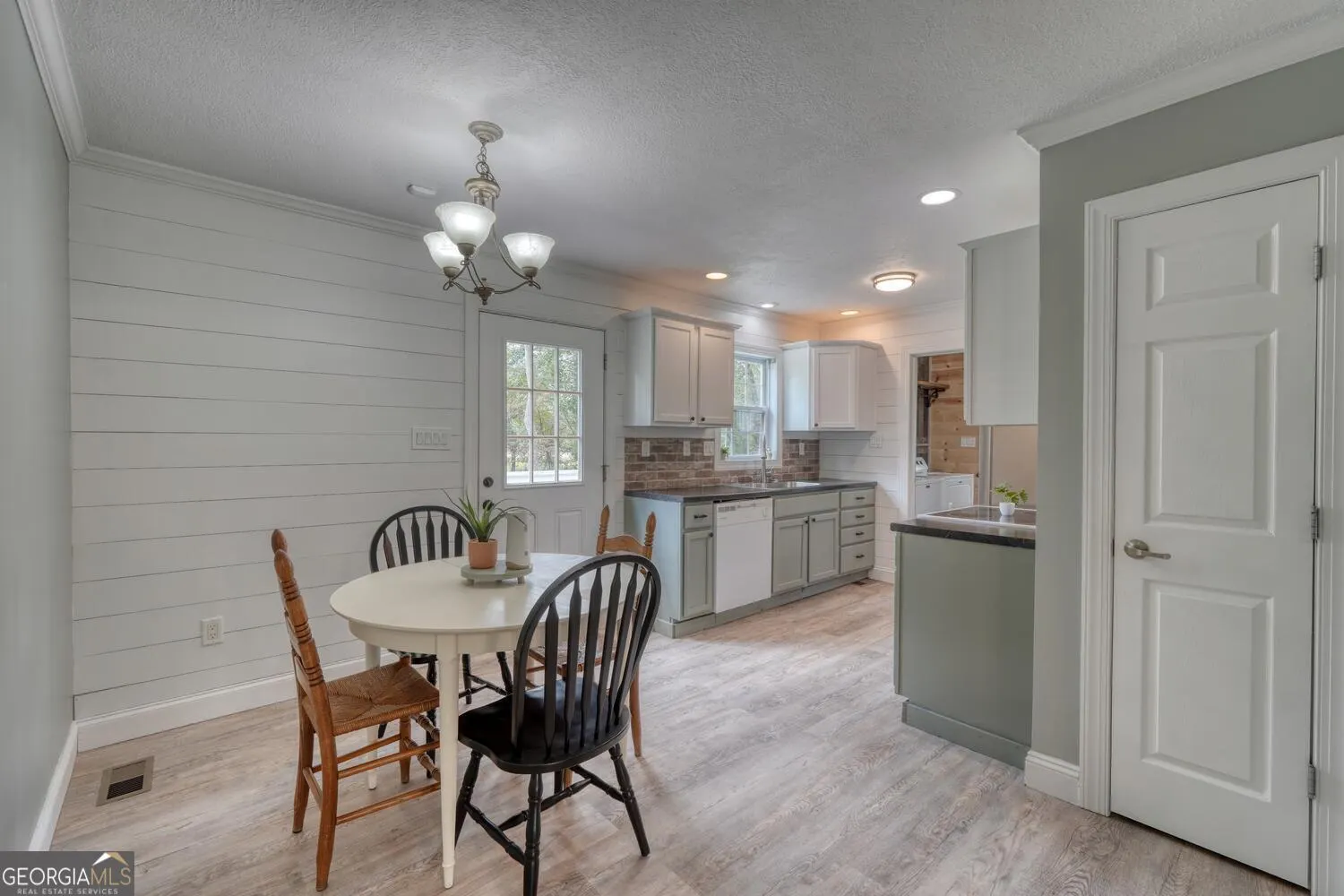 5457 Willow Springs Road