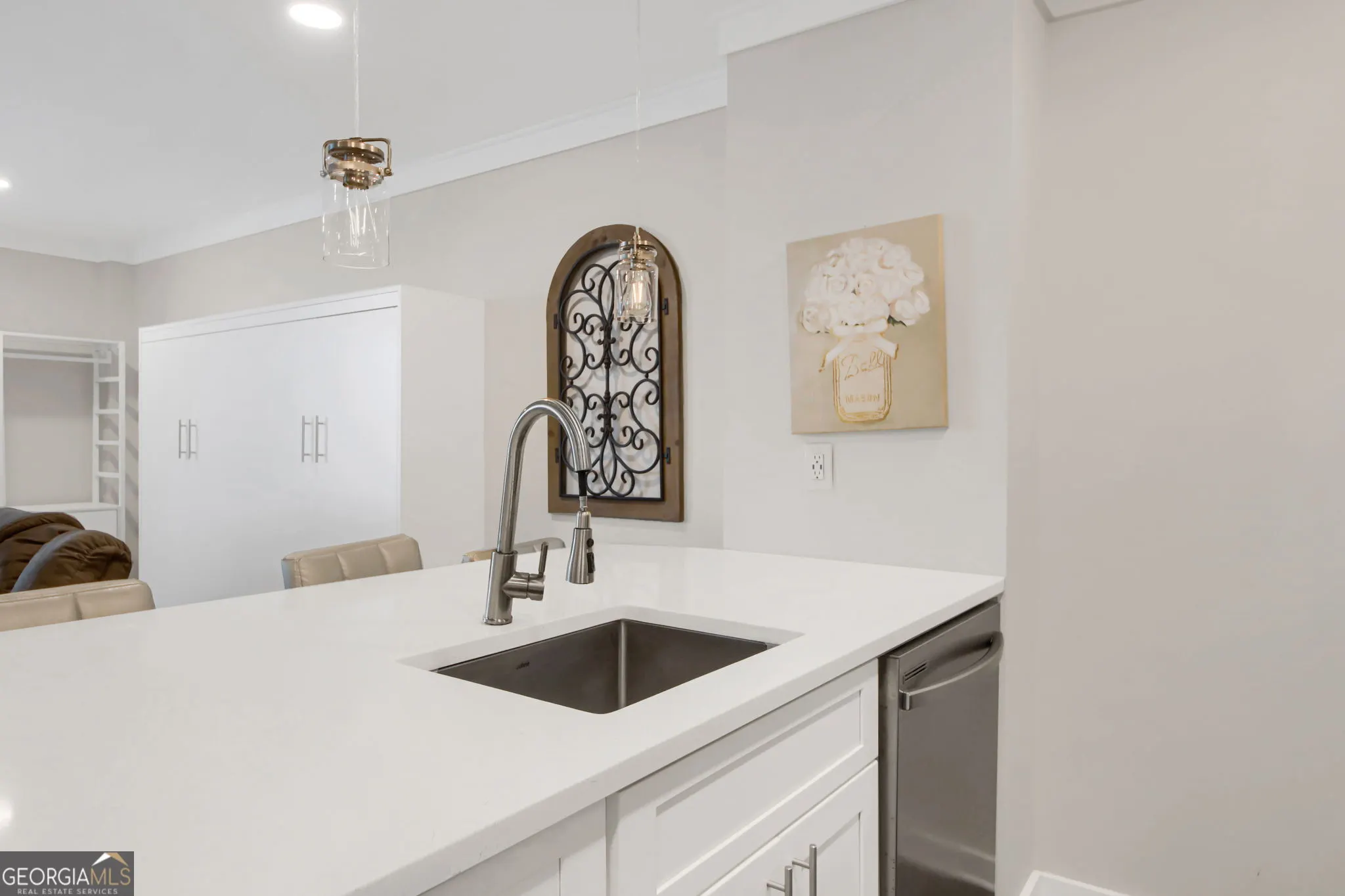 21 300 W Peachtree Street E, #21