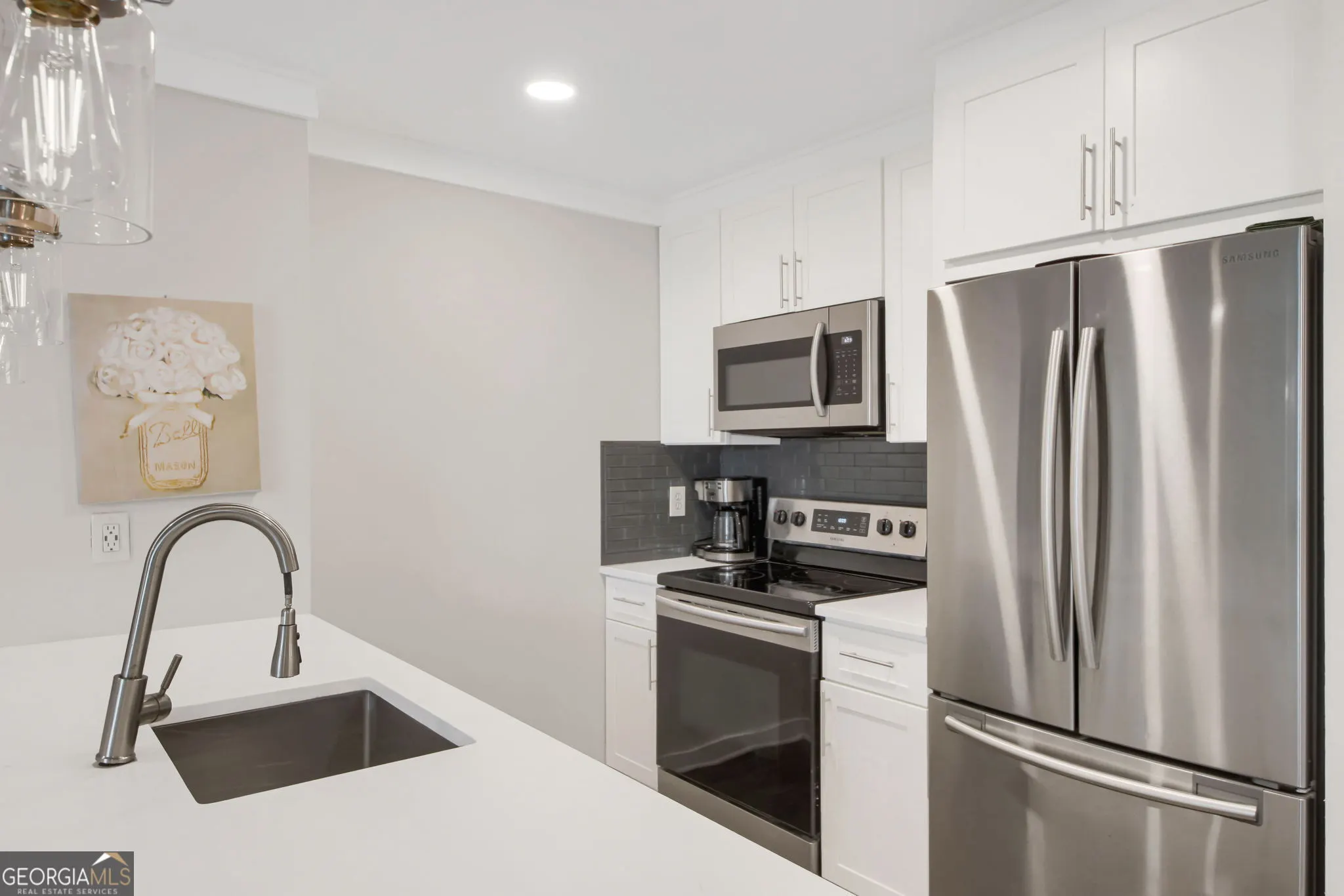 21 300 W Peachtree Street E, #21