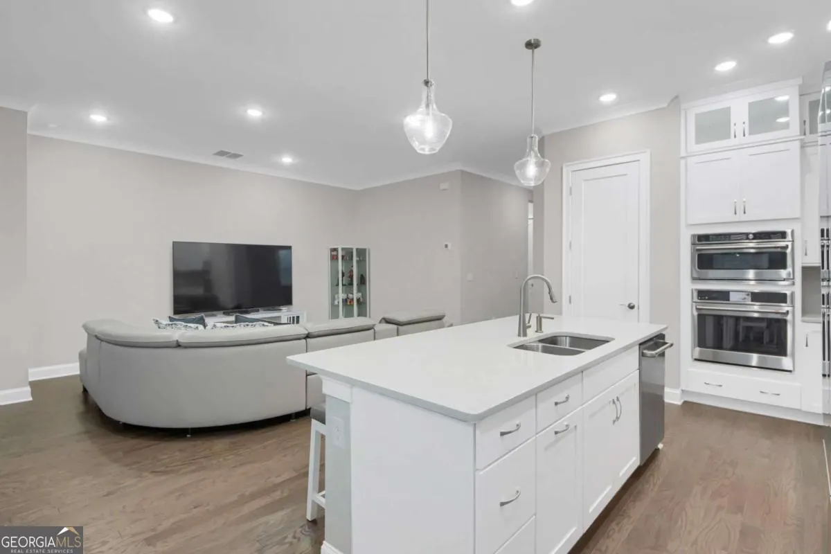 6956 River Rock Drive