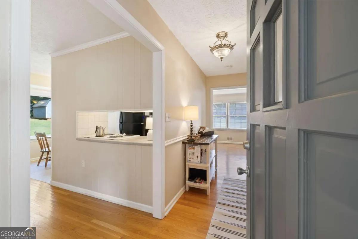2577 Glen Circle