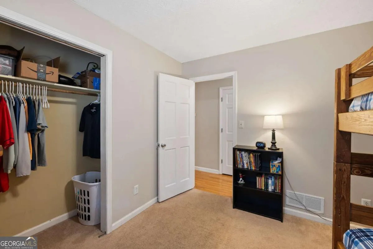 2577 Glen Circle