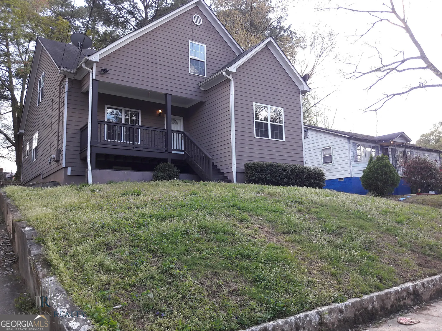 2274 Tiger Flowers Drive