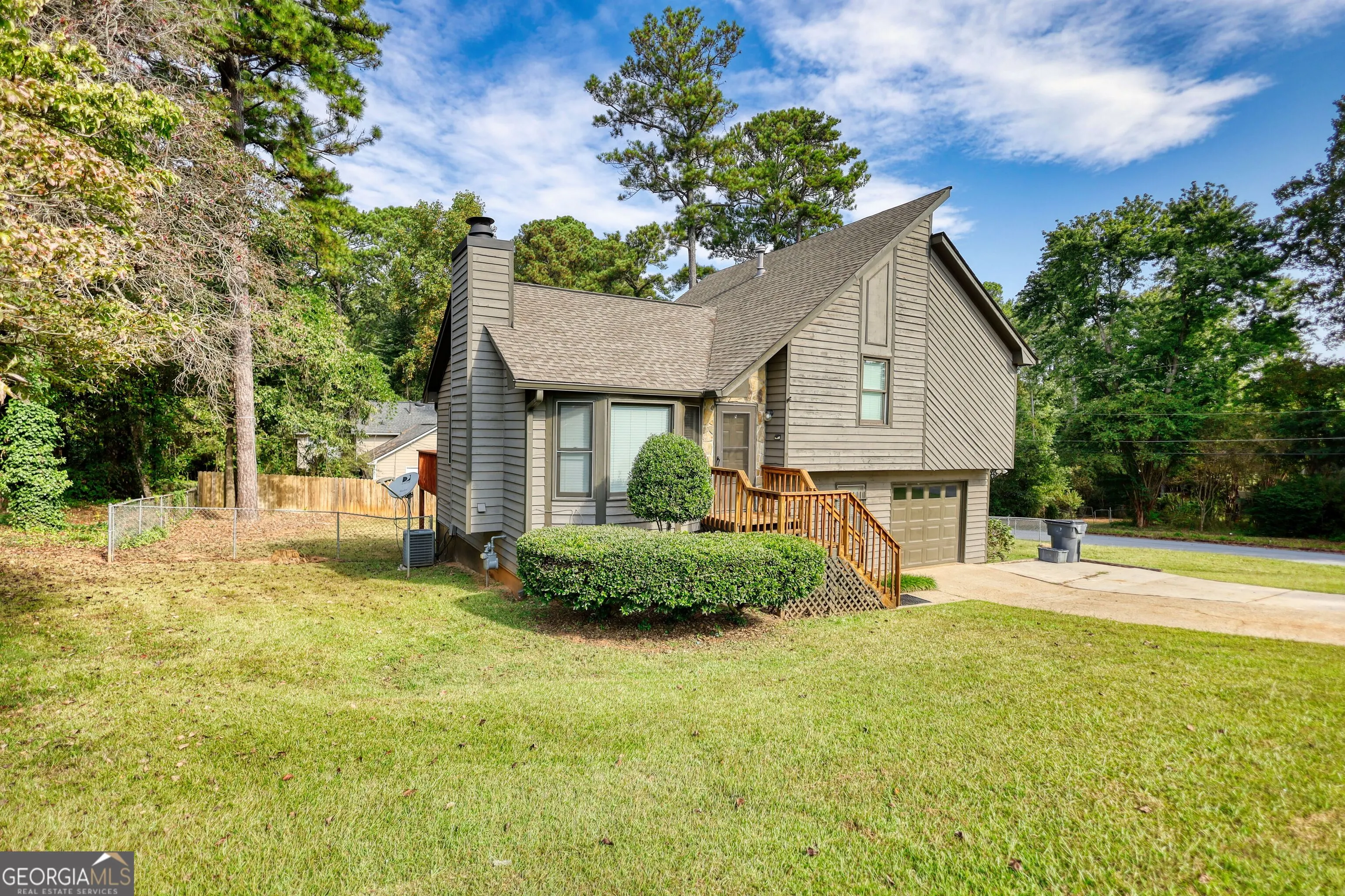 525 Ashwood Drive