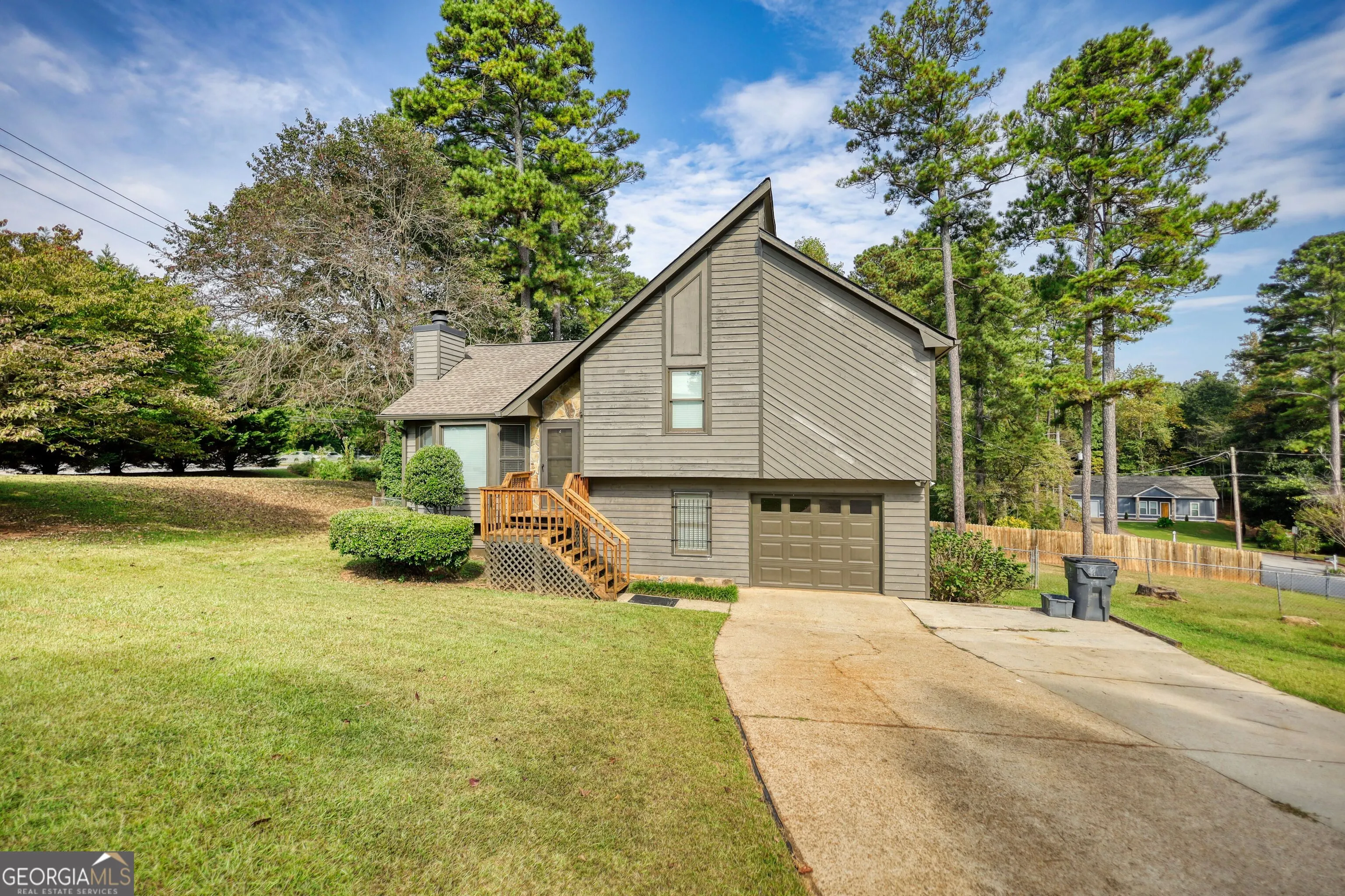 525 Ashwood Drive