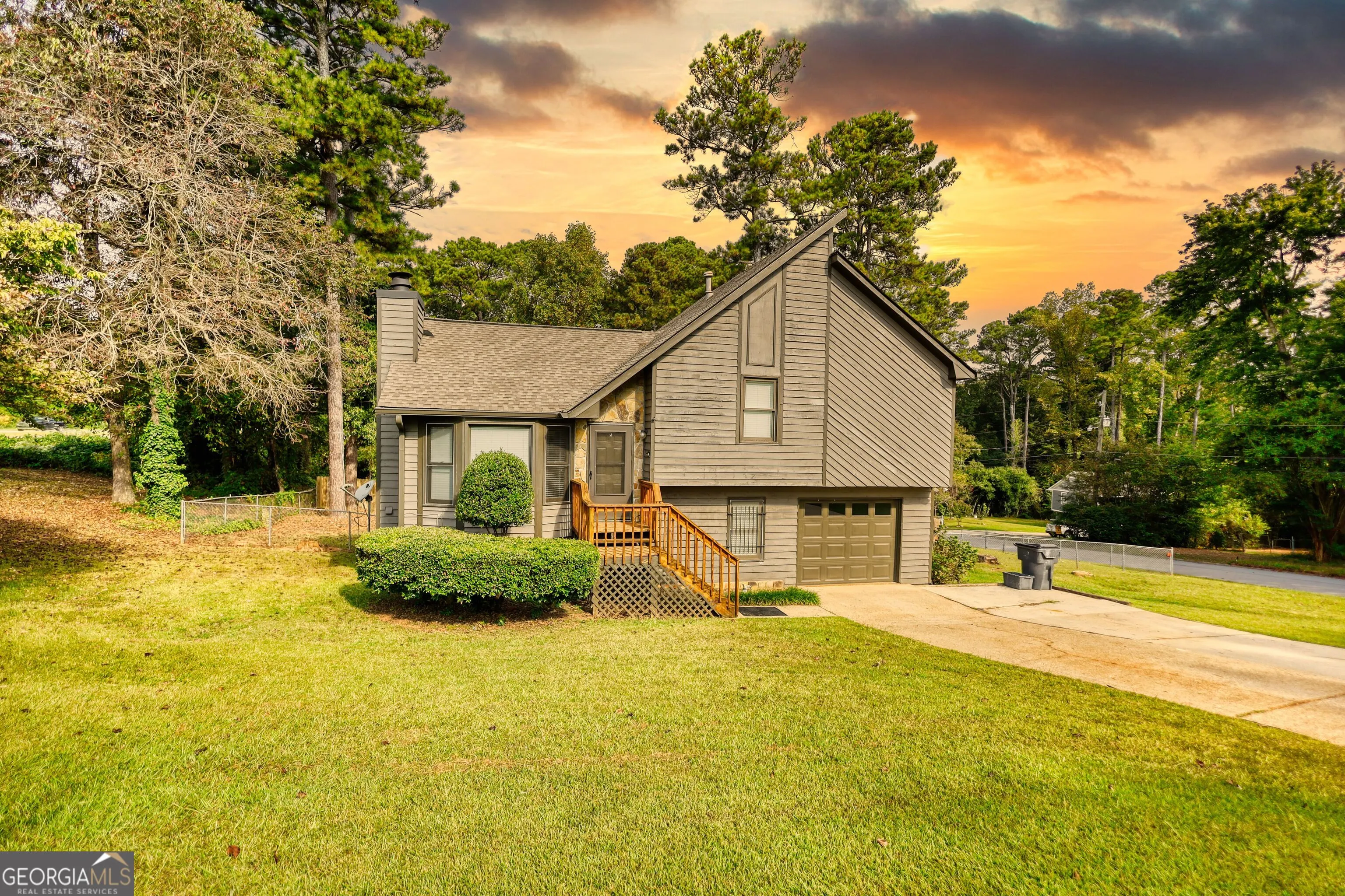 525 Ashwood Drive