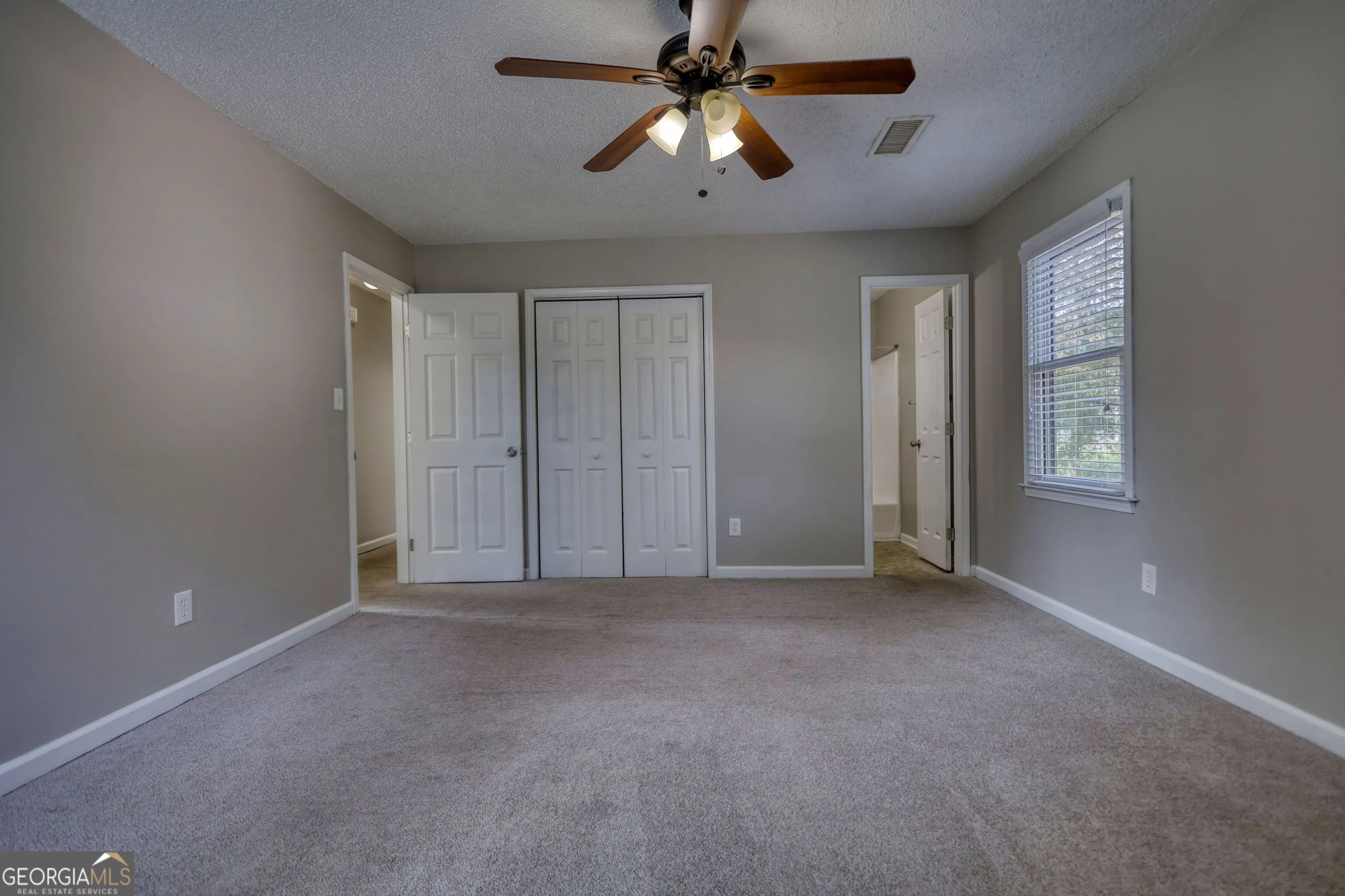 525 Ashwood Drive