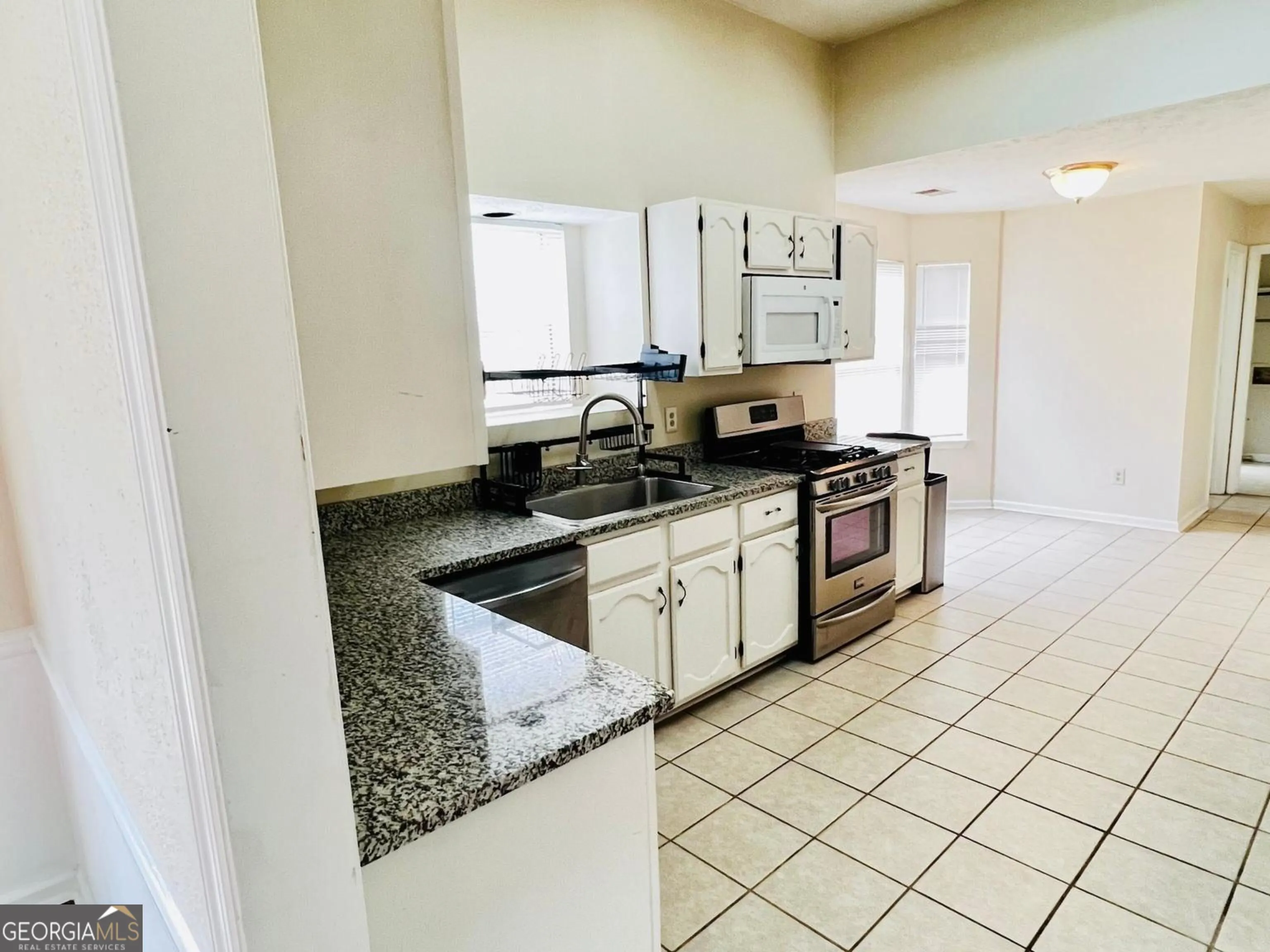 2717 Ashbury Point Lane