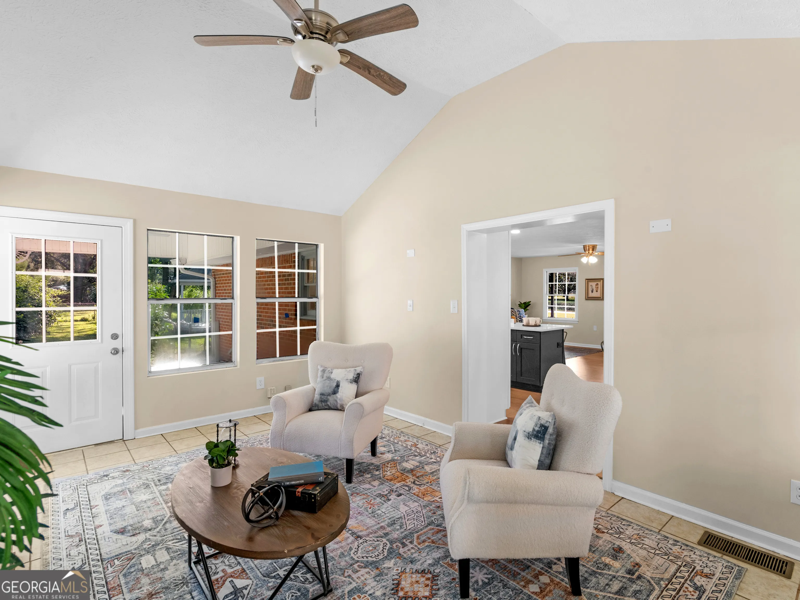 813 Vineyard Road