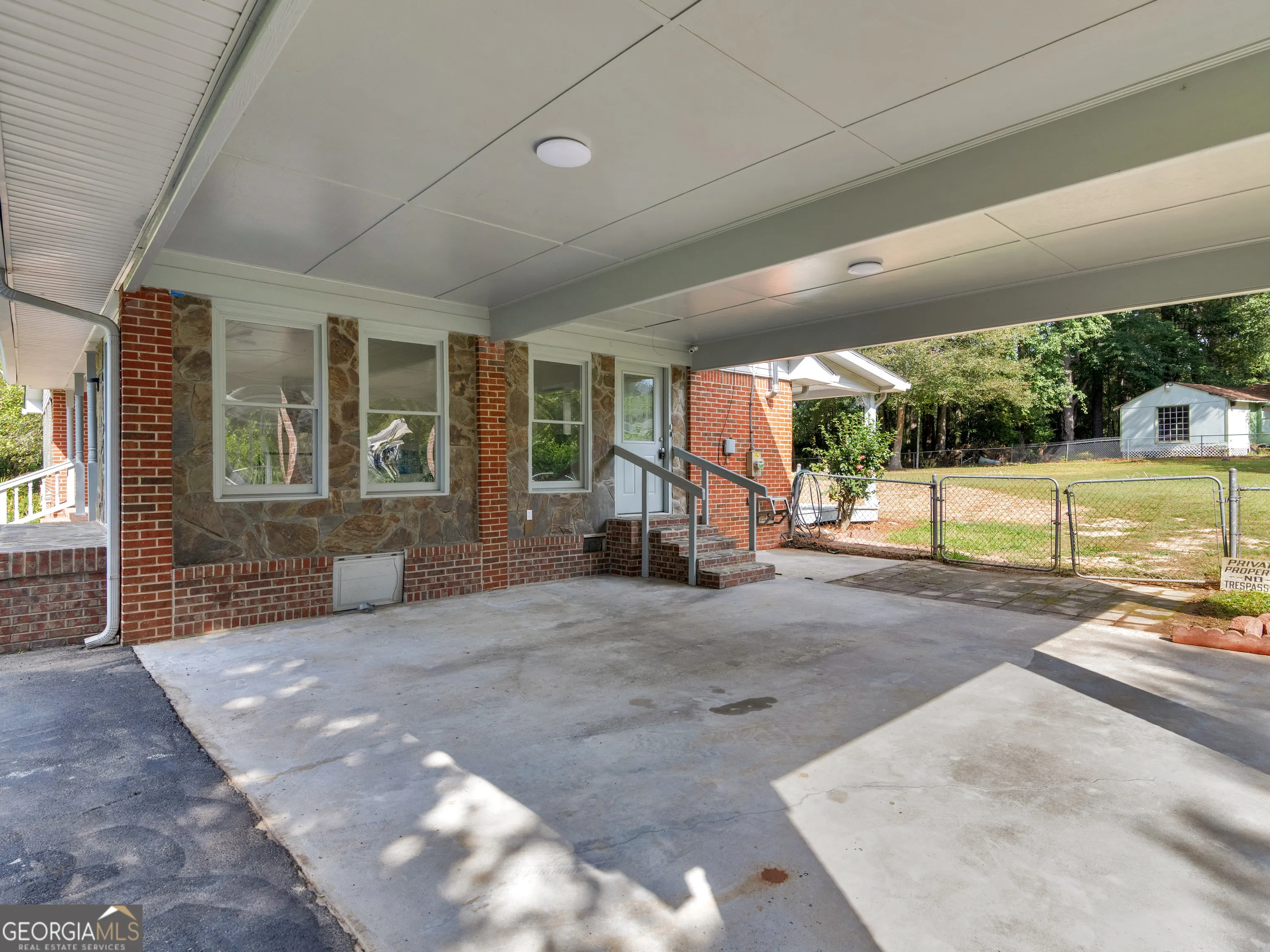 813 Vineyard Road