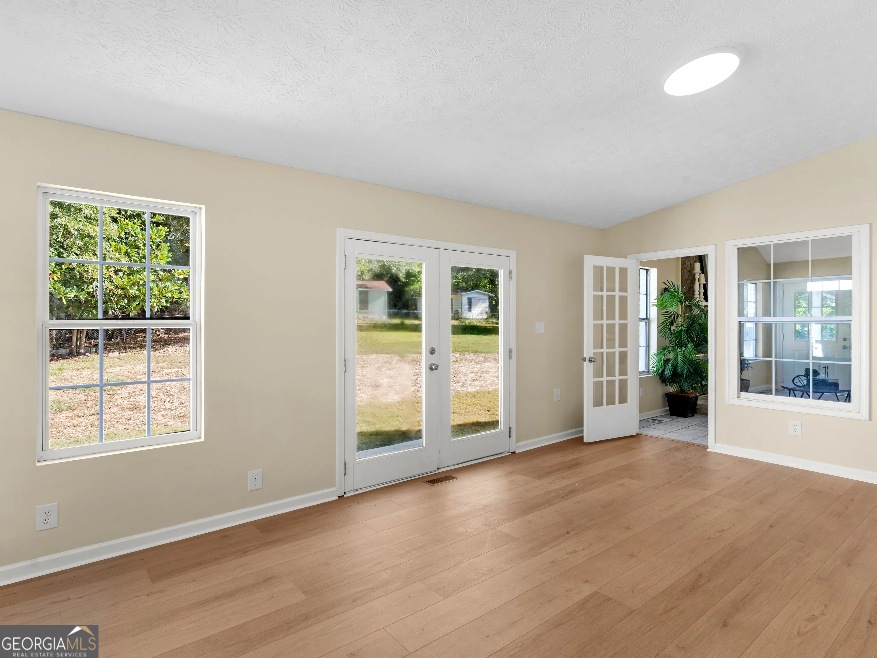 813 Vineyard Road