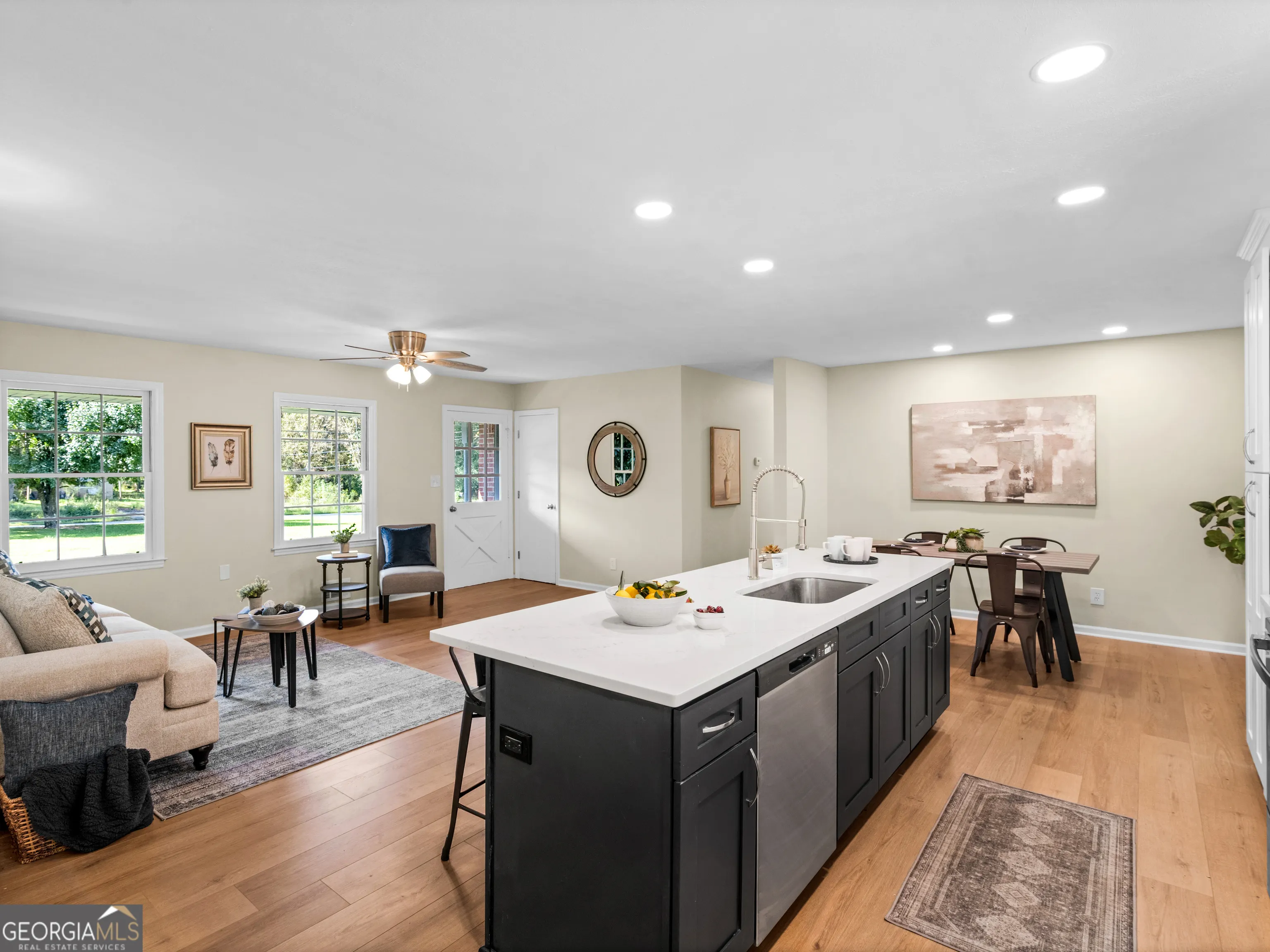 813 Vineyard Road