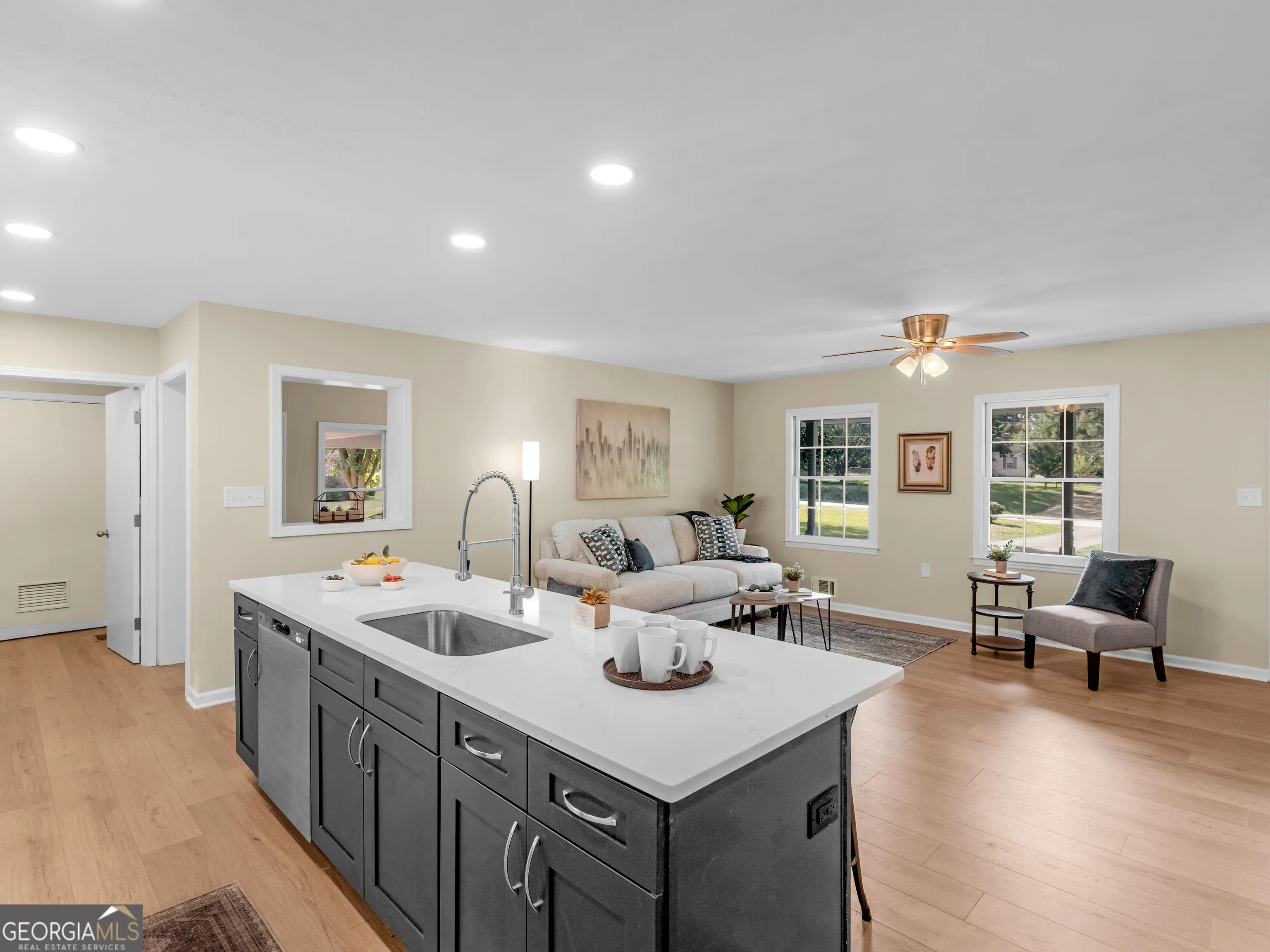 813 Vineyard Road