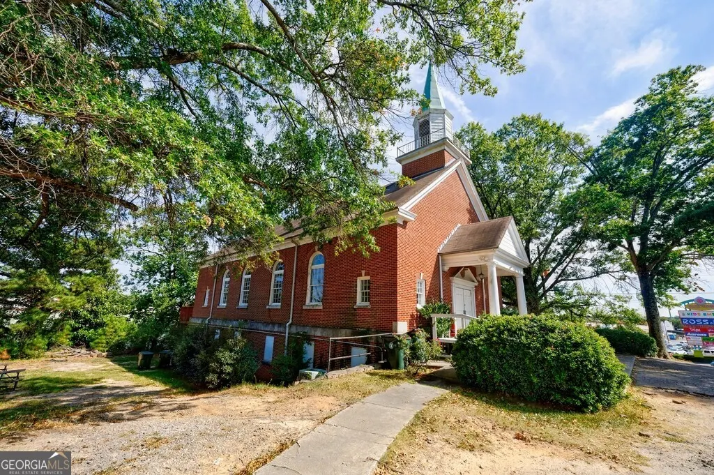 3593 Clairmont Road