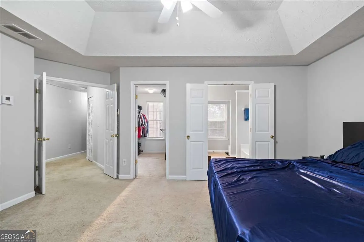 2628 ESSEX Court