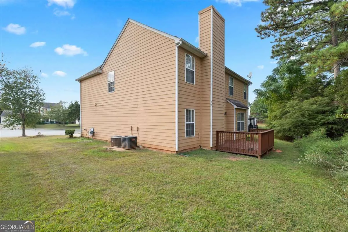 2628 ESSEX Court