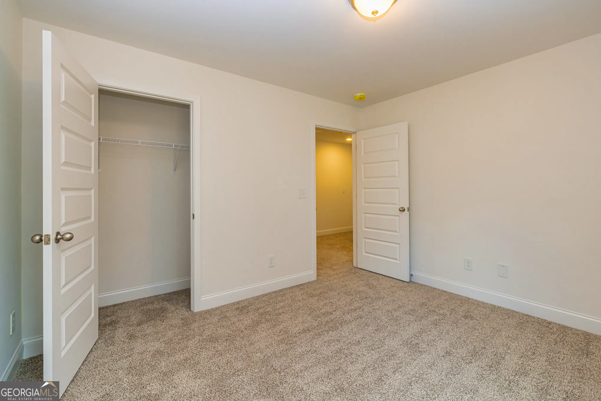 1169 W Poplar Street