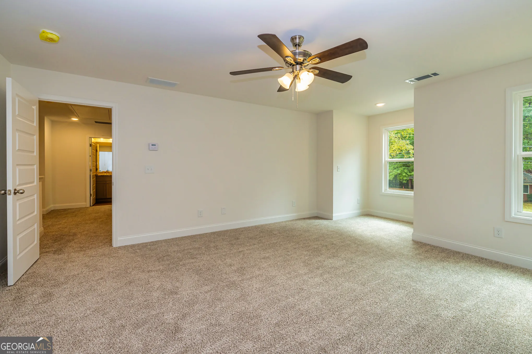 1169 W Poplar Street