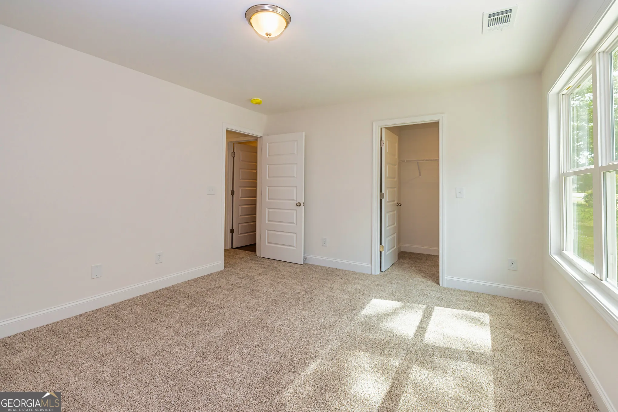 1169 W Poplar Street