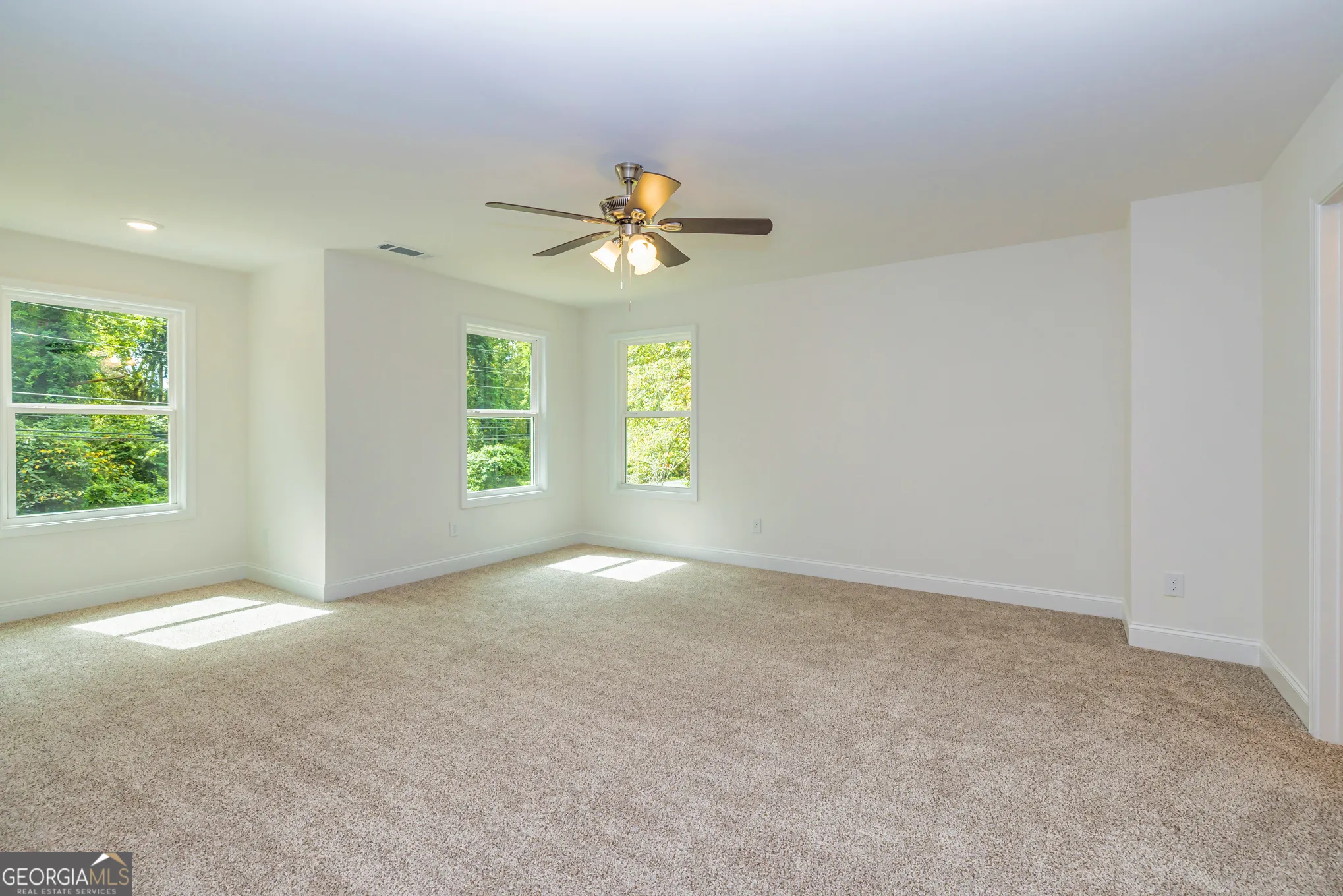 1169 W Poplar Street
