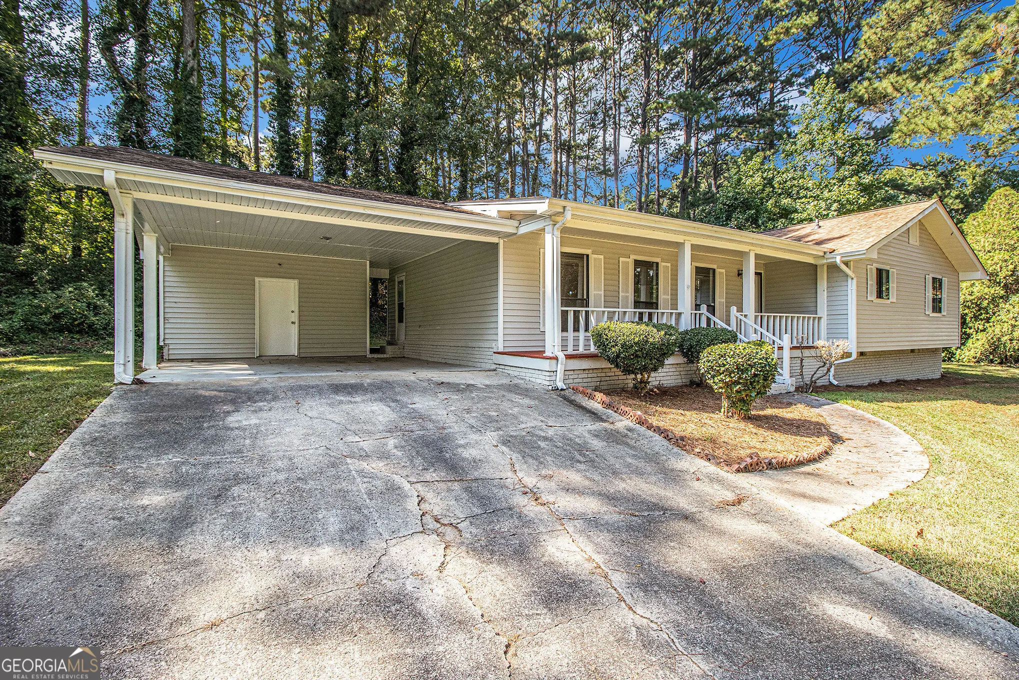 709 Willow Bend Drive