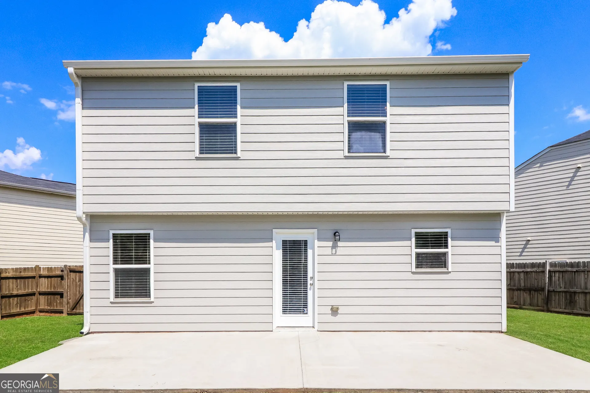 404 Scenic View Court