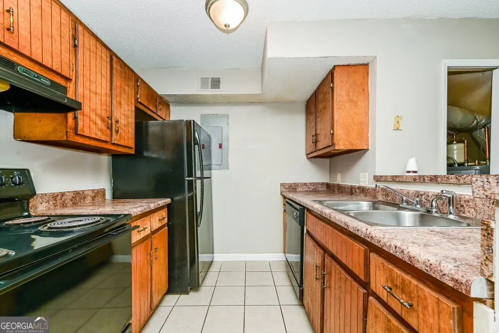A 8536 Pineland Drive, #A
