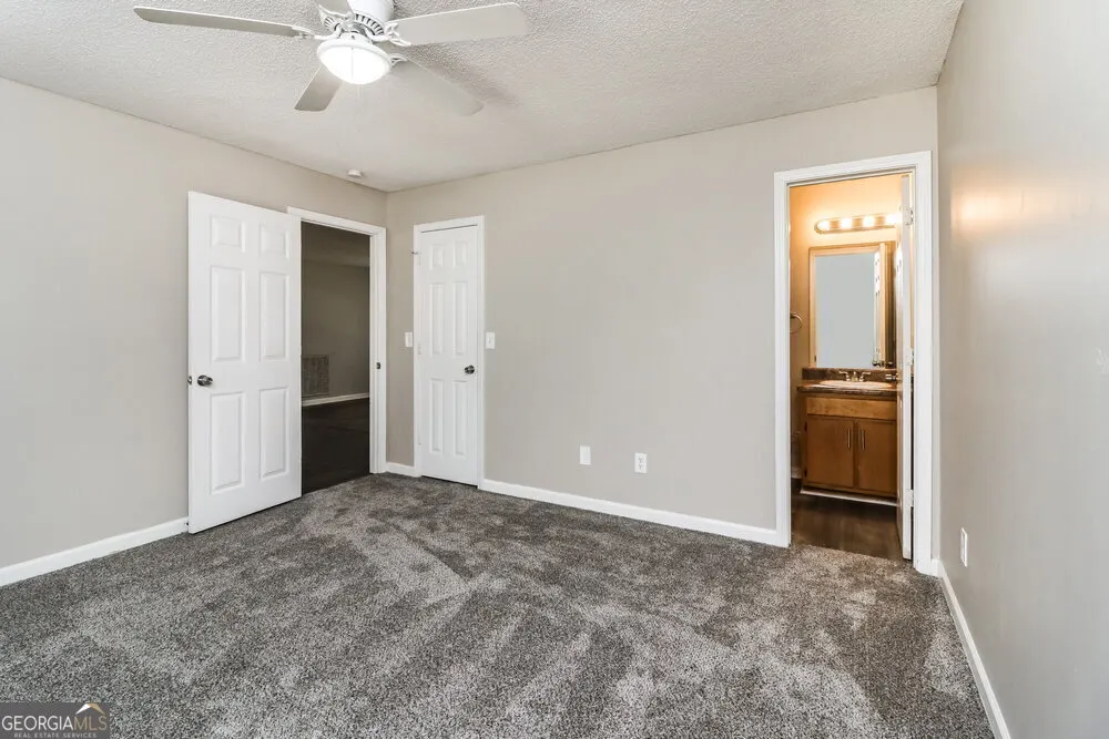 56 Habersham Circle NE