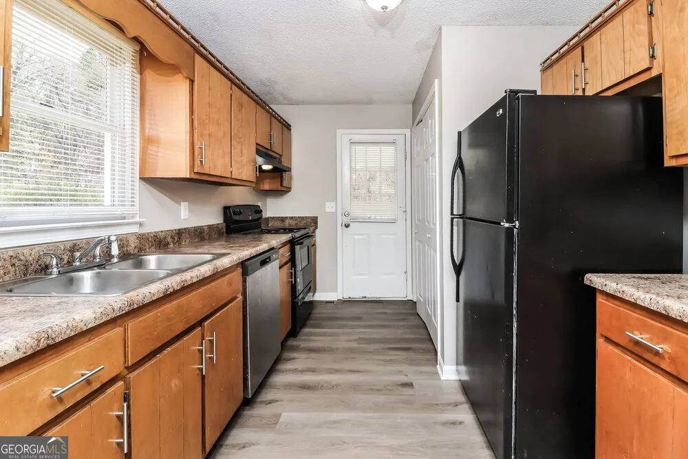 56 Habersham Circle NE