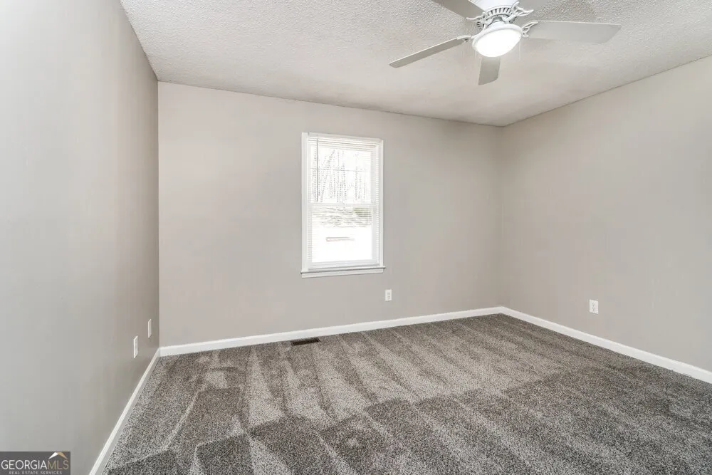 56 Habersham Circle NE