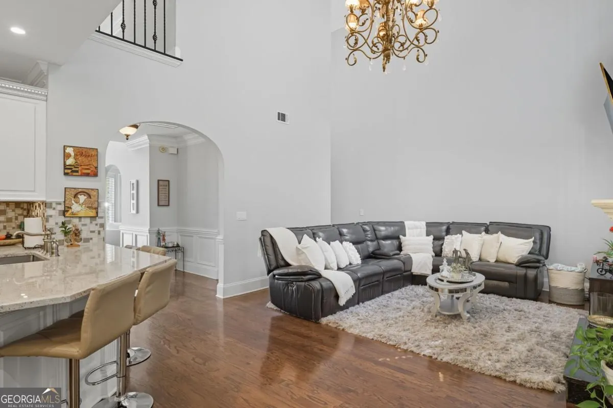 3147 Swallow Drive NE