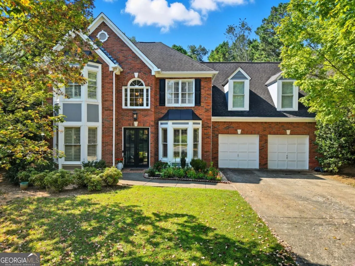 3147 Swallow Drive NE