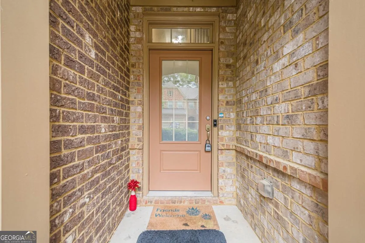 1425 Faircrest Lane