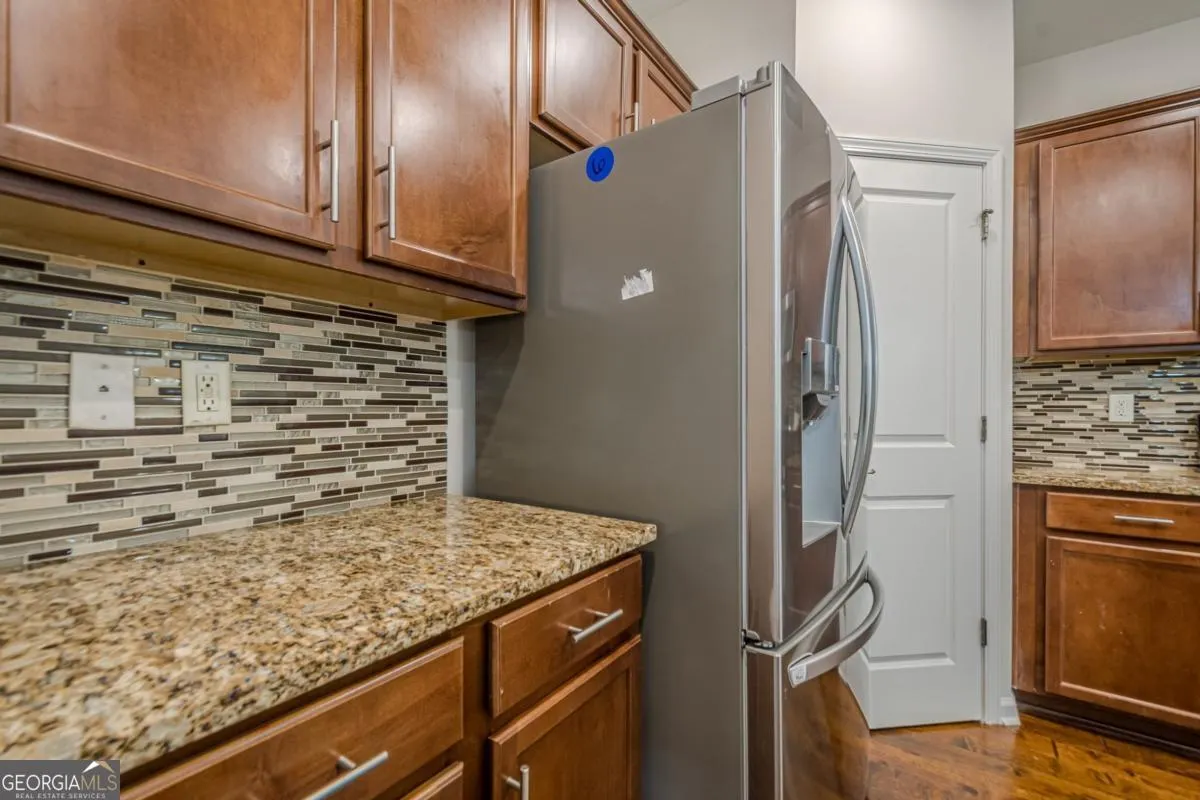1425 Faircrest Lane