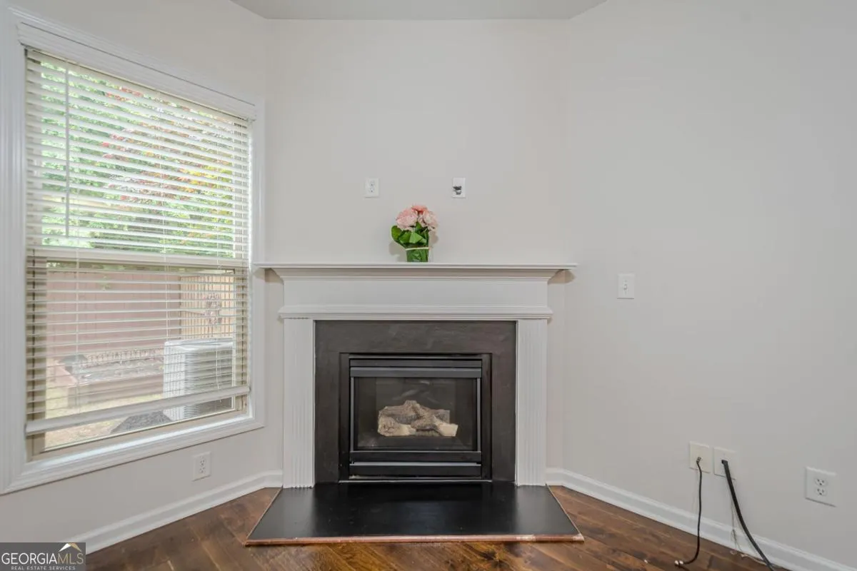 1425 Faircrest Lane