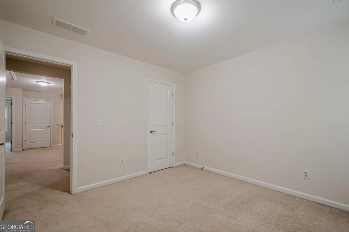 1425 Faircrest Lane